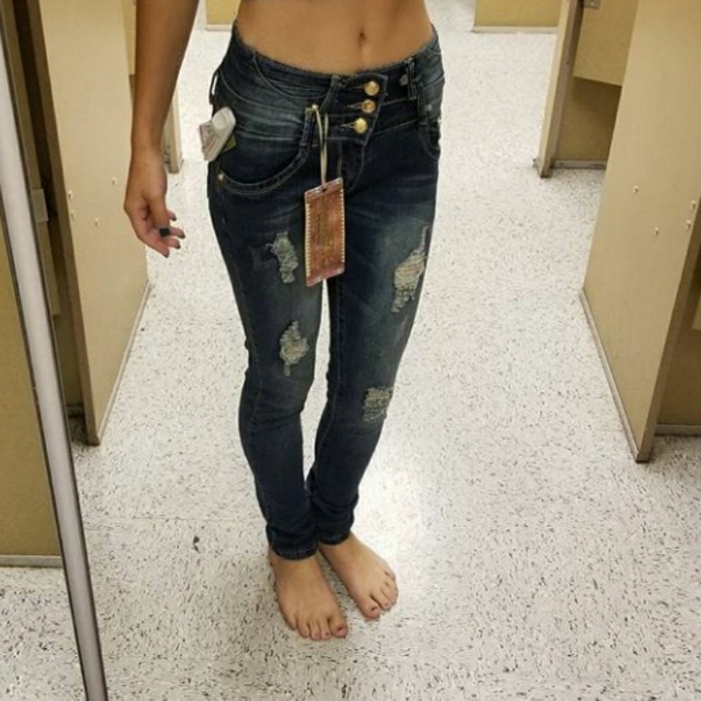 High waisted jeans